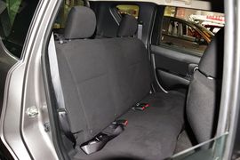 2013款日产骊威1.6XE