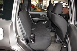 2013款日产骊威1.6XE