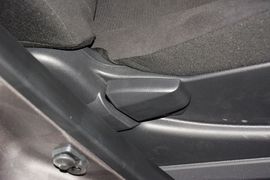 2013款日产骊威1.6XE