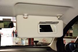 2013款日产骊威1.6XE