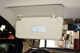 2013款日产骊威1.6XE