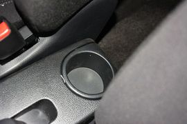 2013款日产骊威1.6XE