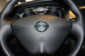 2013款日产骊威1.6XE
