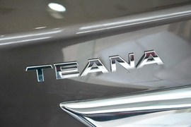2013款日产天籁2.0XL舒适版