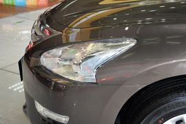 2013款日产天籁2.0XL舒适版