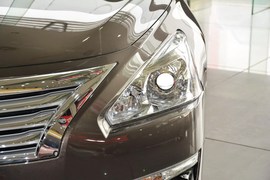 2013款日产天籁2.0XL舒适版