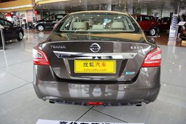 2013款日产天籁2.0XL舒适版