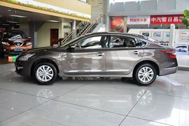 2013款日产天籁2.0XL舒适版
