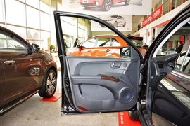 2013款起亚狮跑2.0L