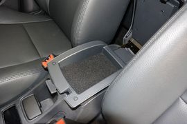 2013款起亚狮跑2.0L