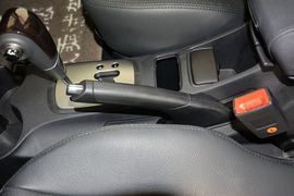 2013款起亚狮跑2.0L