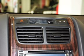 2013款起亚狮跑2.0L