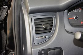 2013款起亚狮跑2.0L
