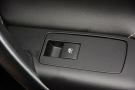 2015款别克君威1.6T领先技术型