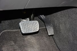 2015款别克君威1.6T领先技术型