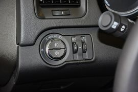 2015款别克君威1.6T领先技术型
