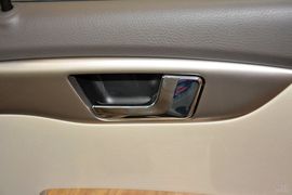 2015款别克凯越1.5L自动型