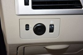 2015款别克凯越1.5L自动型