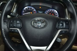 2015款丰田汉兰达3.5L四驱