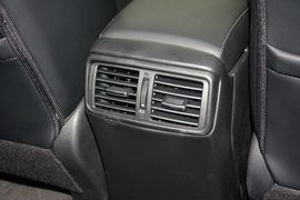 2014款日产奇骏2.0L