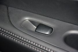 2014款日产奇骏2.0L