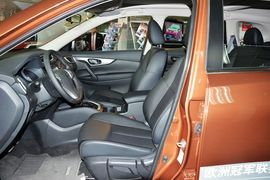 2014款日产奇骏2.0L