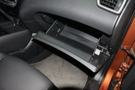 2014款日产奇骏2.0L