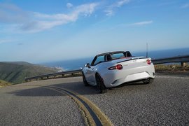 2016款马自达MX-5