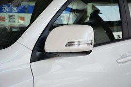 2015款一汽丰田普拉多2.7L自动标准版