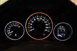 2015款本田缤智1.8L