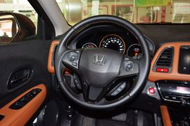 2015款本田缤智1.8L