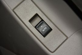 2014款丰田逸致180E自动精英版