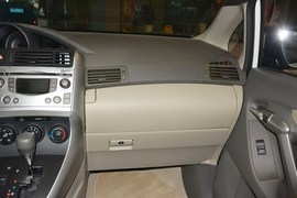 2014款丰田逸致180E自动精英版