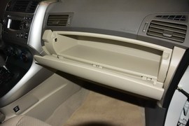 2014款丰田逸致180E自动精英版