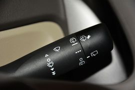 2014款丰田逸致180E自动精英版