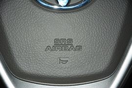2014款丰田逸致180E自动精英版