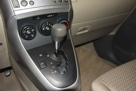 2014款丰田逸致180E自动精英版