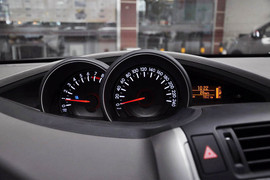 2014款丰田逸致180E自动精英版
