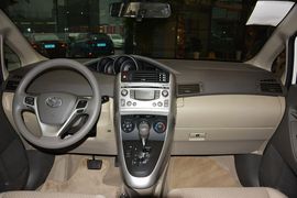 2014款丰田逸致180E自动精英版