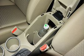 2014款丰田逸致180E自动精英版
