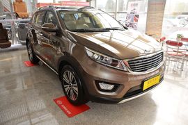 2015款起亚智跑2.0L自动两驱版DLX