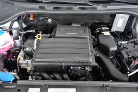 2015款大众捷达1.6L自动舒适型