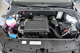 2015款大众捷达1.6L自动舒适型