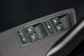 2015款大众捷达1.6L自动舒适型