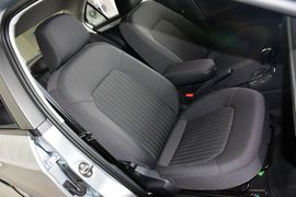 2015款大众捷达1.6L自动舒适型