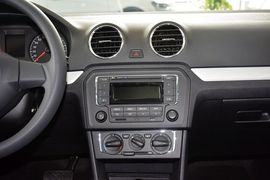 2015款大众捷达1.6L自动舒适型