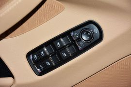 2014款保时捷Panamera