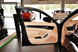 2014款保时捷Panamera