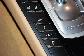 2014款保时捷Panamera