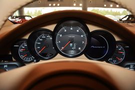 2014款保时捷Panamera